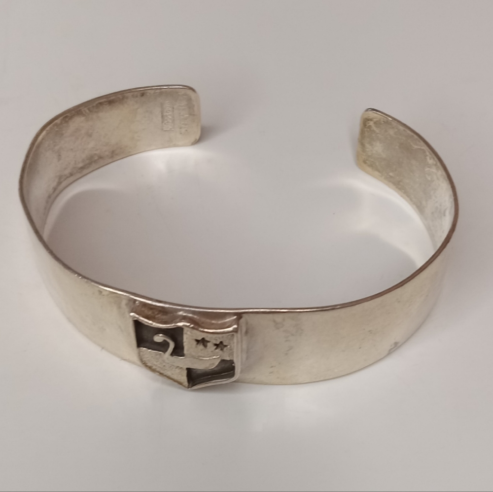 Vintage sterling silver bracelet